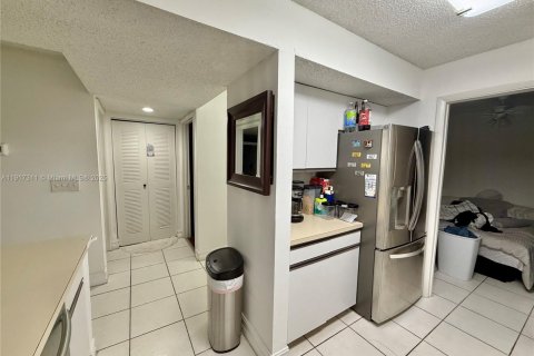 Copropriété à vendre à Coral Springs, Floride: 3 chambres, 105.91 m2 № 2082573 - photo 4