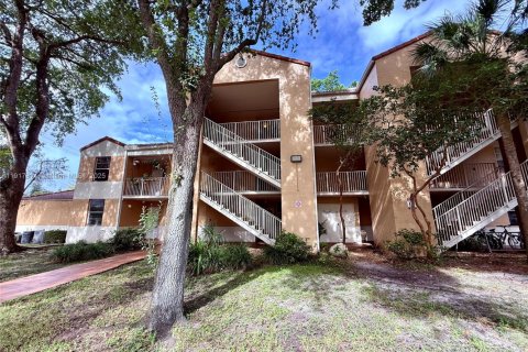 Copropriété à vendre à Coral Springs, Floride: 3 chambres, 105.91 m2 № 2082573 - photo 27