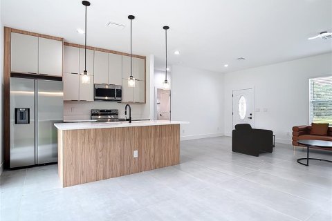 Casa en alquiler en Port Charlotte, Florida, 3 dormitorios, 121.24 m2 № 1904411 - foto 13