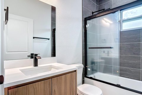 Casa en alquiler en Port Charlotte, Florida, 3 dormitorios, 121.24 m2 № 1904411 - foto 24