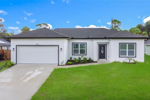 Casa en alquiler en Port Charlotte, Florida, 3 dormitorios, 121.24 m2 № 1904411 - foto 1