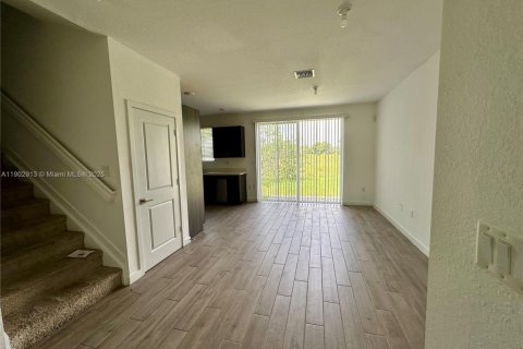 Adosado en venta en Homestead, Florida, 3 dormitorios, 120.96 m2 № 1955409 - foto 6