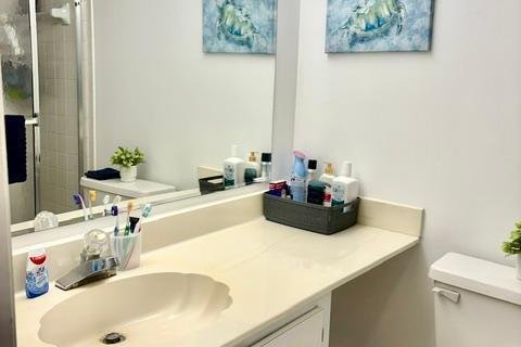 Condo in Tamarac, Florida, 2 bedrooms  № 2387011 - photo 13