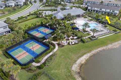 Townhouse in Oakland Park, Florida 3 bedrooms, 164.81 sq.m. № 2005896 - photo 21