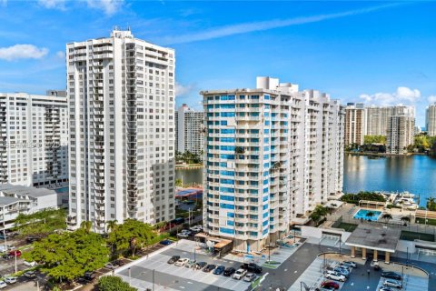 Copropriété à louer à Aventura, Floride: 145.39 m2 № 1989059 - photo 29