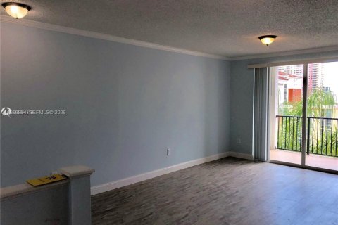 Copropriété à vendre à Sunny Isles Beach, Floride: 1 chambre, 66.43 m2 № 2189262 - photo 16