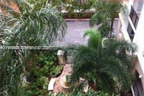 Copropriété à vendre à Sunny Isles Beach, Floride: 1 chambre, 66.43 m2 № 2189262 - photo 26