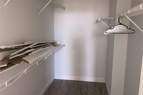 Copropriété à vendre à Sunny Isles Beach, Floride: 1 chambre, 66.43 m2 № 2189262 - photo 23