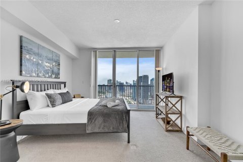 Condominio en alquiler en Miami, Florida, 1 dormitorio, 76.27 m2 № 2054774 - foto 21