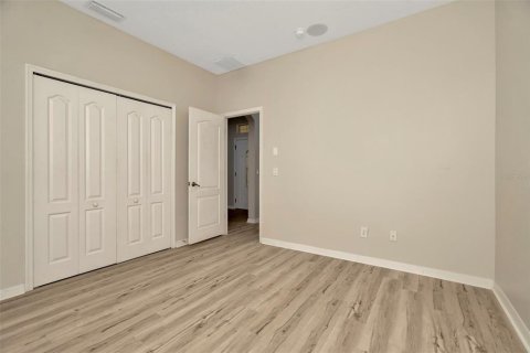 House in Land O' Lakes, Florida 4 bedrooms, 238.57 sq.m. № 1376611 - photo 16