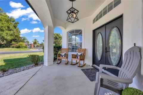 Villa ou maison à vendre à Casselberry, Floride: 5 chambres, 313.64 m2 № 2399463 - photo 9