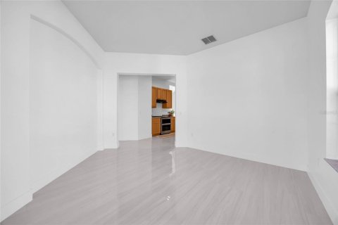 Villa ou maison à vendre à Casselberry, Floride: 5 chambres, 313.64 m2 № 2399463 - photo 18