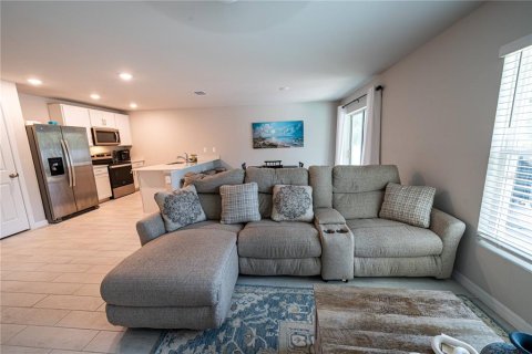 Casa en venta en Port Charlotte, Florida, 4 dormitorios, 139.26 m2 № 1902320 - foto 8