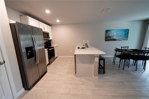 Casa en venta en Port Charlotte, Florida, 4 dormitorios, 139.26 m2 № 1902320 - foto 6