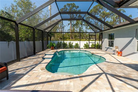 Casa en venta en Port Charlotte, Florida, 4 dormitorios, 139.26 m2 № 1902320 - foto 27