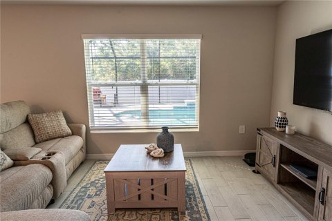 Casa en venta en Port Charlotte, Florida, 4 dormitorios, 139.26 m2 № 1902320 - foto 11