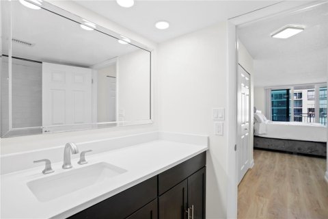 Condo in Clearwater, Florida, 2 bedrooms  № 2391496 - photo 28