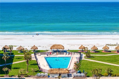 Condo in Clearwater, Florida, 2 bedrooms  № 2391496 - photo 3