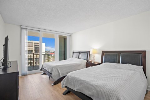 Condo in Clearwater, Florida, 2 bedrooms  № 2391496 - photo 21