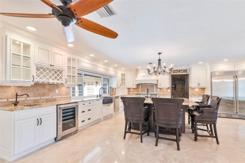 Casa en venta en Palmetto Bay, Florida, 5 dormitorios, 297.29 m2 № 1939851 - foto 3