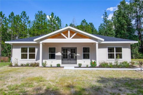 House in Raiford, Florida 3 bedrooms, 136.75 sq.m. № 2304497