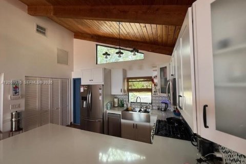 Touwnhouse à louer à Miami, Floride: 2 chambres, 100.33 m2 № 2072418 - photo 5