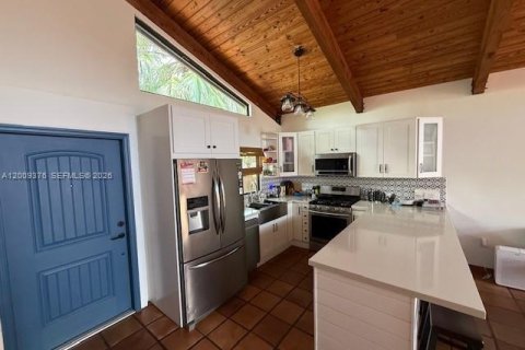 Touwnhouse à louer à Miami, Floride: 2 chambres, 100.33 m2 № 2072418 - photo 3