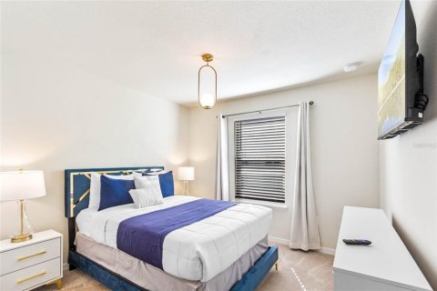 Townhouse in Davenport, Florida 5 bedrooms, 212.1 sq.m. № 1609668 - photo 15