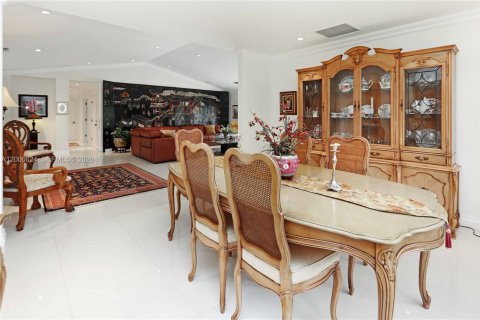 Casa en venta en Hollywood, Florida, 3 dormitorios, 223.89 m2 № 2064904 - foto 12