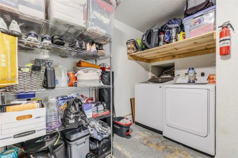 Adosado en venta en Miramar, Florida, 2 dormitorios, 117.99 m2 № 2059109 - foto 22