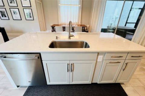 House in Winter Garden, Florida 4 bedrooms, 260.78 sq.m. № 2218630 - photo 24