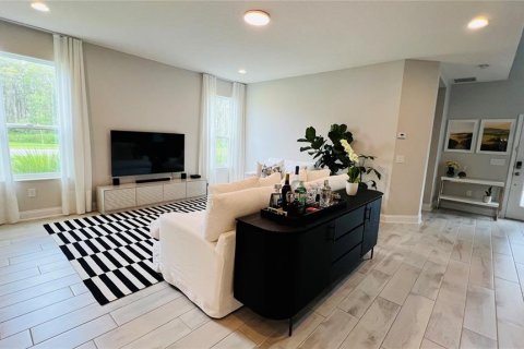 House in Winter Garden, Florida 4 bedrooms, 260.78 sq.m. № 2218630 - photo 20