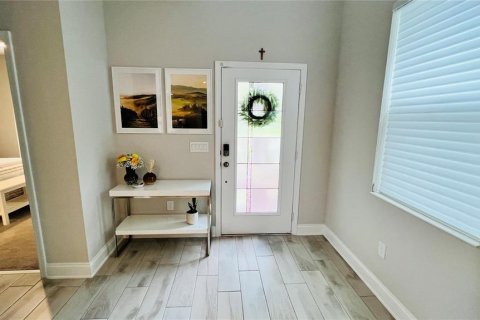 House in Winter Garden, Florida 4 bedrooms, 260.78 sq.m. № 2218630 - photo 4