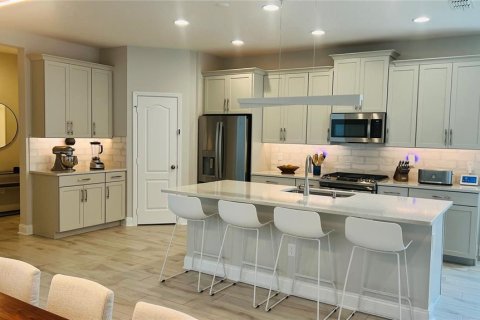 House in Winter Garden, Florida 4 bedrooms, 260.78 sq.m. № 2218630 - photo 23