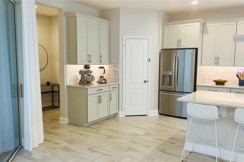 House in Winter Garden, Florida 4 bedrooms, 260.78 sq.m. № 2218630 - photo 30