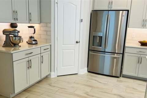 House in Winter Garden, Florida 4 bedrooms, 260.78 sq.m. № 2218630 - photo 27