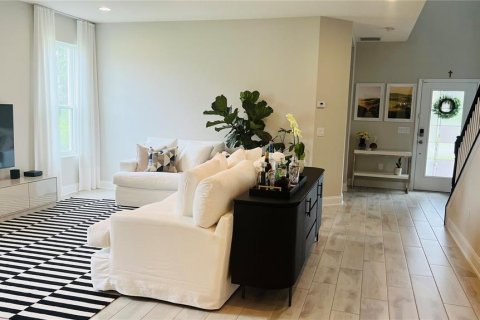 House in Winter Garden, Florida 4 bedrooms, 260.78 sq.m. № 2218630 - photo 21