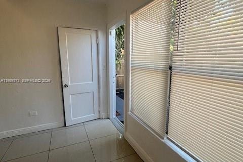 Villa ou maison à louer à North Miami Beach, Floride: 1 chambre, 249.35 m2 № 2051507 - photo 30