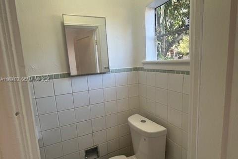 Villa ou maison à louer à North Miami Beach, Floride: 1 chambre, 249.35 m2 № 2051507 - photo 18