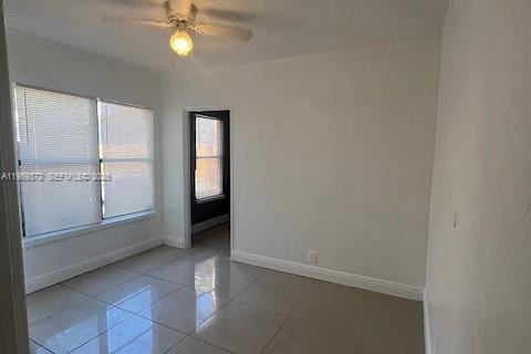 Villa ou maison à louer à North Miami Beach, Floride: 1 chambre, 249.35 m2 № 2051507 - photo 22