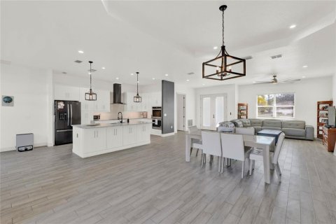 Купить виллу или дом в Таварес, Флорида 8 комнат, 250.65м2, № 1584712 - фото 17