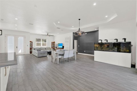Купить виллу или дом в Таварес, Флорида 8 комнат, 250.65м2, № 1584712 - фото 14