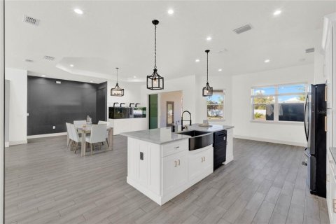 Купить виллу или дом в Таварес, Флорида 8 комнат, 250.65м2, № 1584712 - фото 10
