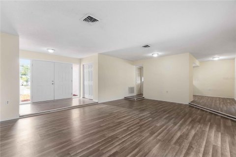 Villa ou maison à vendre à Port Richey, Floride: 3 chambres, 140.47 m2 № 2149026 - photo 6