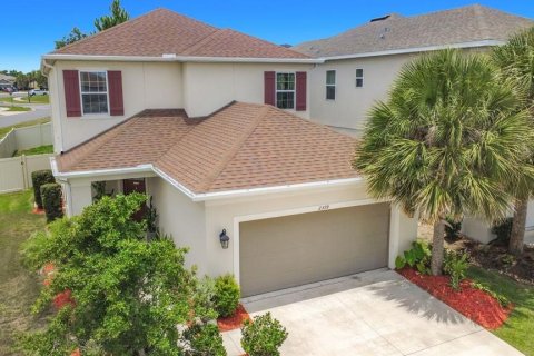 House in CRESTVIEW in Clermont, Florida 4 bedrooms, 271.92 sq.m. № 2200401