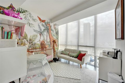 Condominio en venta en Miami, Florida, 2 dormitorios, 153.01 m2 № 1872352 - foto 16