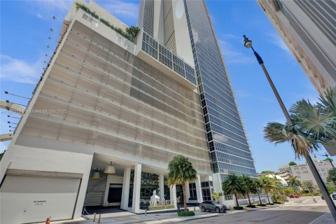 Condominio en venta en Miami, Florida, 2 dormitorios, 153.01 m2 № 1872352 - foto 23