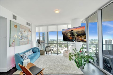 Condominio en venta en Miami, Florida, 2 dormitorios, 153.01 m2 № 1872352 - foto 9