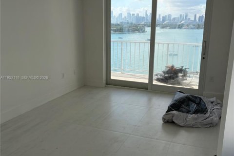 Condominio en alquiler en Miami Beach, Florida, 2 dormitorios, 114.64 m2 № 2006469 - foto 5