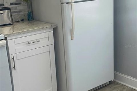 Copropriété à louer à Saint Petersburg, Floride: 2 chambres, 89.19 m2 № 2214303 - photo 3